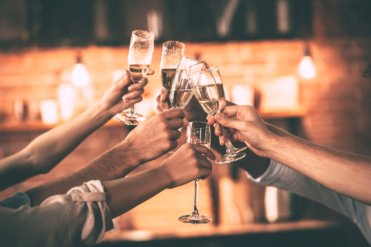 Your guide to wedding day drinks