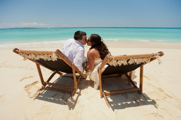 10 gift ideas for couples marrying in an overseas destination wedding