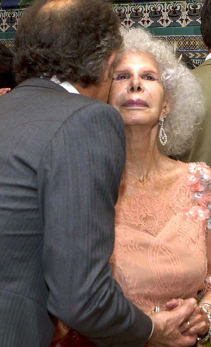 Love, not money, triumphs for billionaire duchess, 85