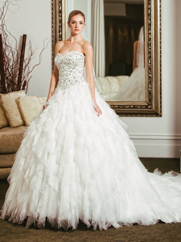Beautiful ballgown type wedding dress
