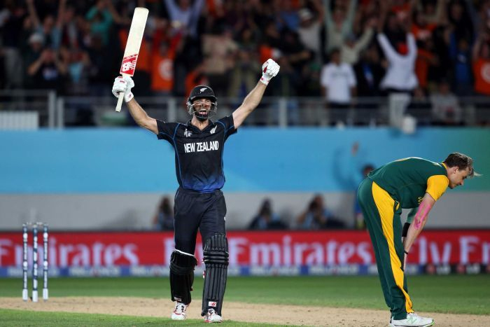 NZ’s cricket hero Elliott to miss sister’s wedding