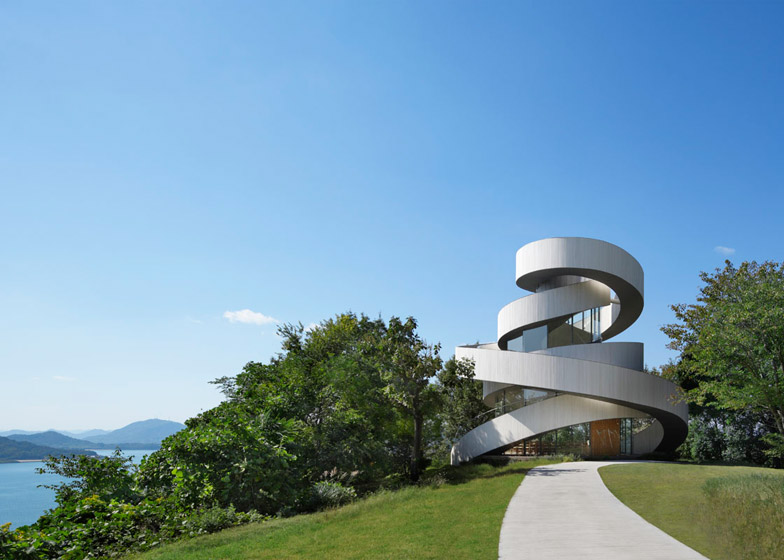 Is this the world’s most fantastic wedding chapel ever built?