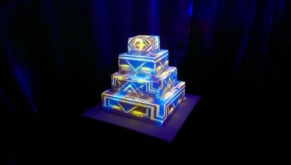 Wedding cake - with lights and projectors|Interactive wedding cake - with light show