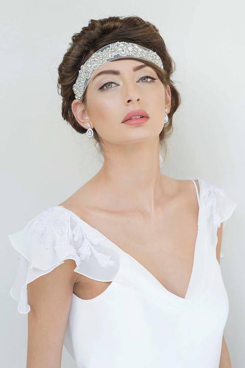 Headbands: the latest trend in beautiful bridal hair