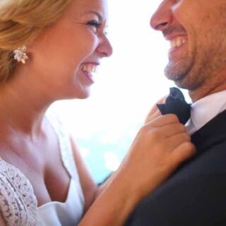 bride and groom kissing||Bride and groom funning wedding vows|bride and groom's funny wedding vows