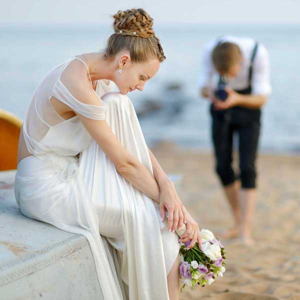 15 questions to ask before booking your wedding photographer
