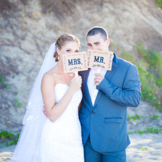 why is there an r in mrs?||Why is there an 'r' in Mrs?