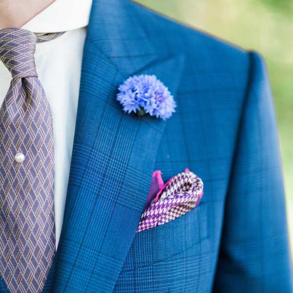 8 gorgeous boutonnieres
