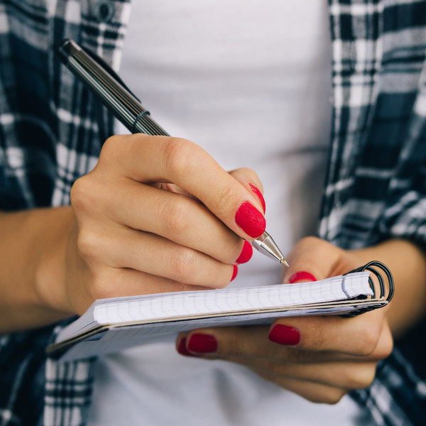 Easy ways to cut your wedding guest list size