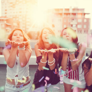 Maximise|||Crafting|Group Of Female Friends Enjoying Meal In Restaurant|Group Of Female Friends Enjoying Meal In Restaurant||