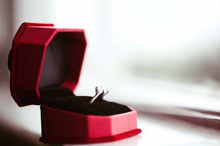 8 things you may not know about your engagement ring