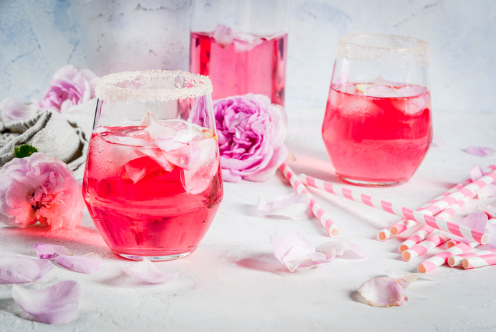 5 delicious rosé cocktails for your wedding