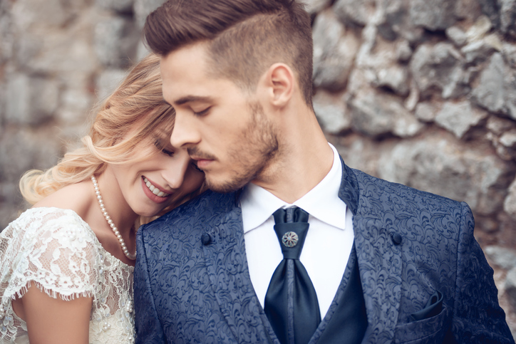 Take the lead: a guide to groom wedding planning
