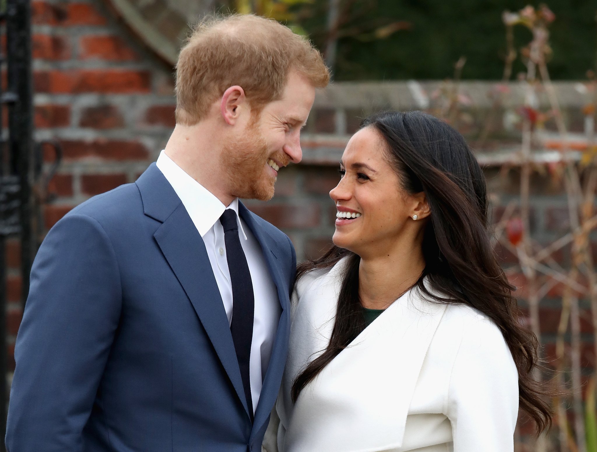 Pubs likely to stay open late to celebrate royal wedding