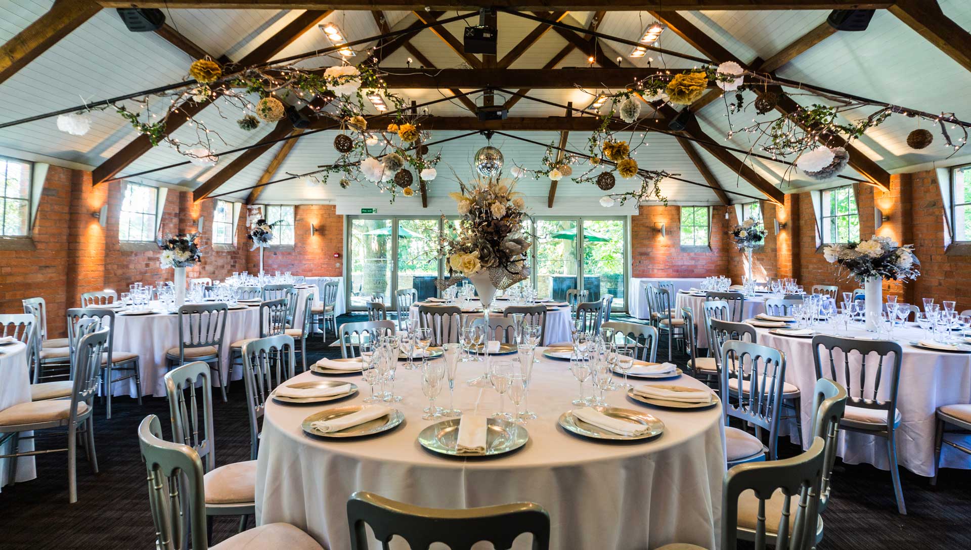 18 lovely wedding venues in Warwickshire