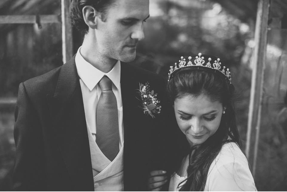 20 of the best wedding photographers in Wiltshire