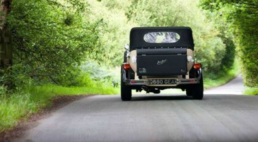 Top 20 wedding car providers in Staffordshire