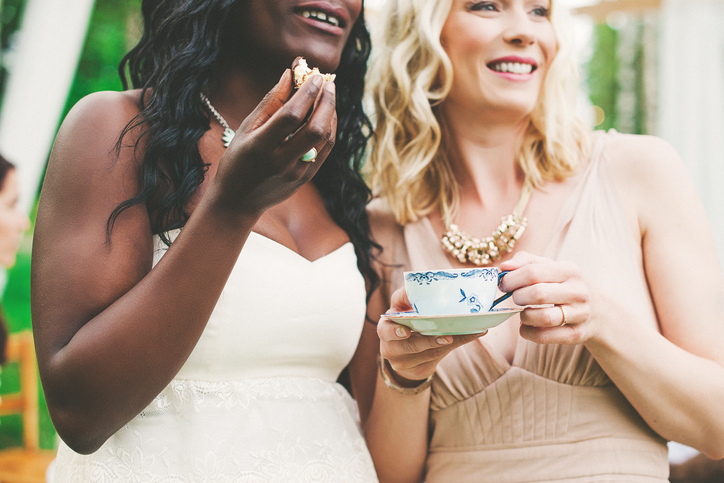 9 kitchen tea games your squad will love