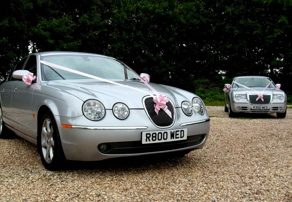 The best wedding cars in Gloucestershire