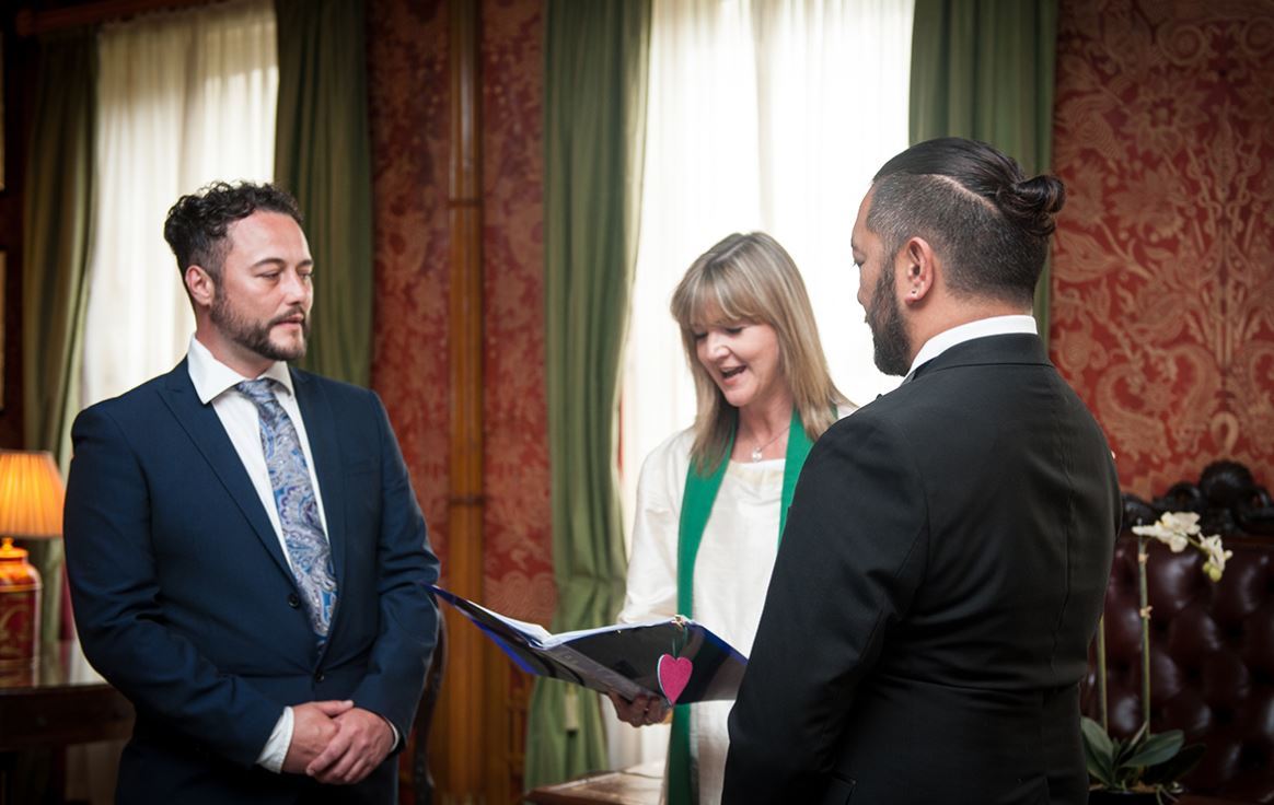 Top 10 marriage celebrants in Surrey