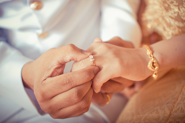 Top 10 marriage celebrants in Berkshire