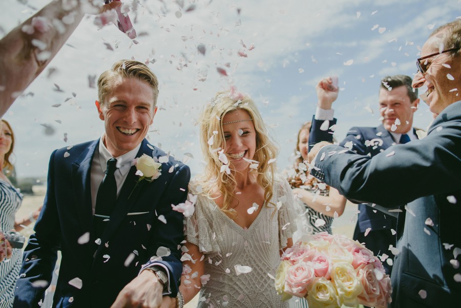 4 reasons why a destination wedding will save you money