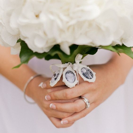6 ways to honour your loved ones in your wedding