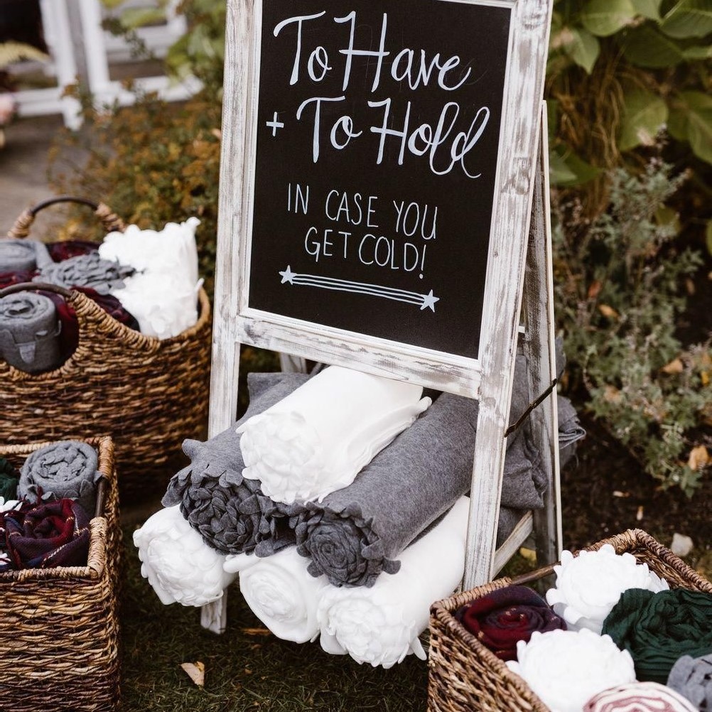 Wedding hacks that will save your day!