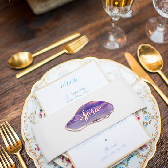 7 place cards ideas that can also be wedding favours!